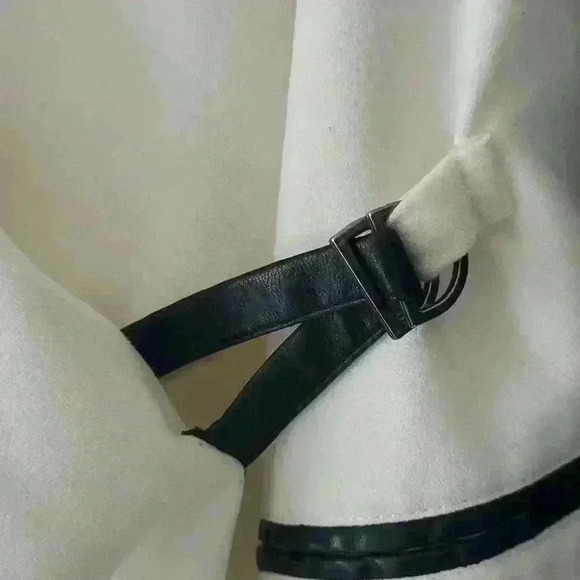 Kensie  white and black jacket size small - Picture 9 of 9